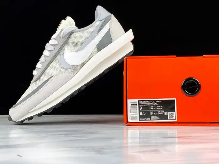 Cheap Sacai x Nike LDV Waffle Grey White BV0073-100 0131