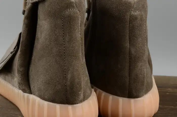 Cheap adidas Yeezy 750 Boost Light Brown BY2456 0128