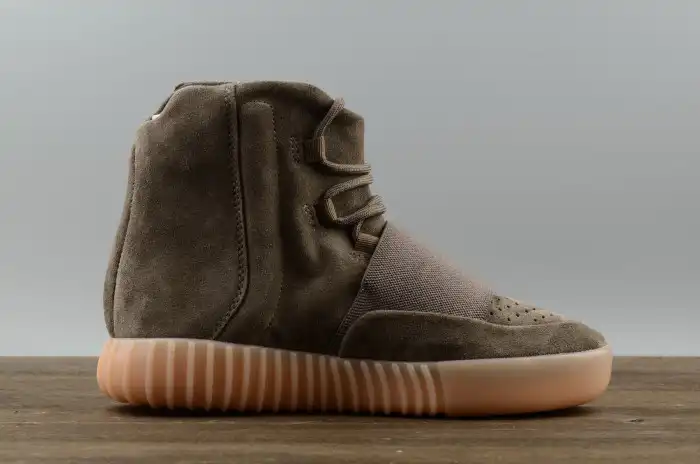 Cheap adidas Yeezy 750 Boost Light Brown BY2456 0128