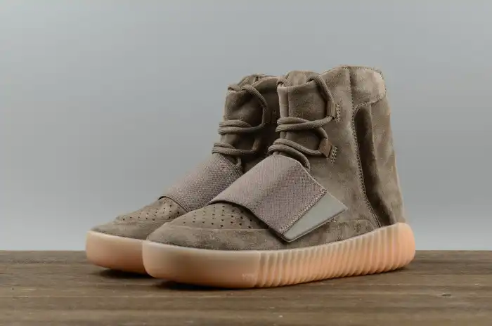 Cheap adidas Yeezy 750 Boost Light Brown BY2456 0128