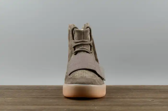 Cheap adidas Yeezy 750 Boost Light Brown BY2456 0128