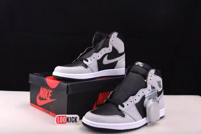 Cheap Air Jordan 1 Retro High Black White Light Smoke Grey 555088-035 0123