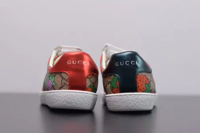 Cheap GUCC ACE EMBROIDERED LOW-TOP SNEAKER 431920 DOPEO 9064 0126