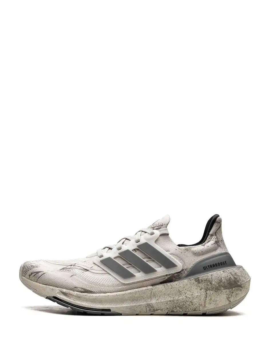 Cheap adidas sneakers  Ultraboost 0226