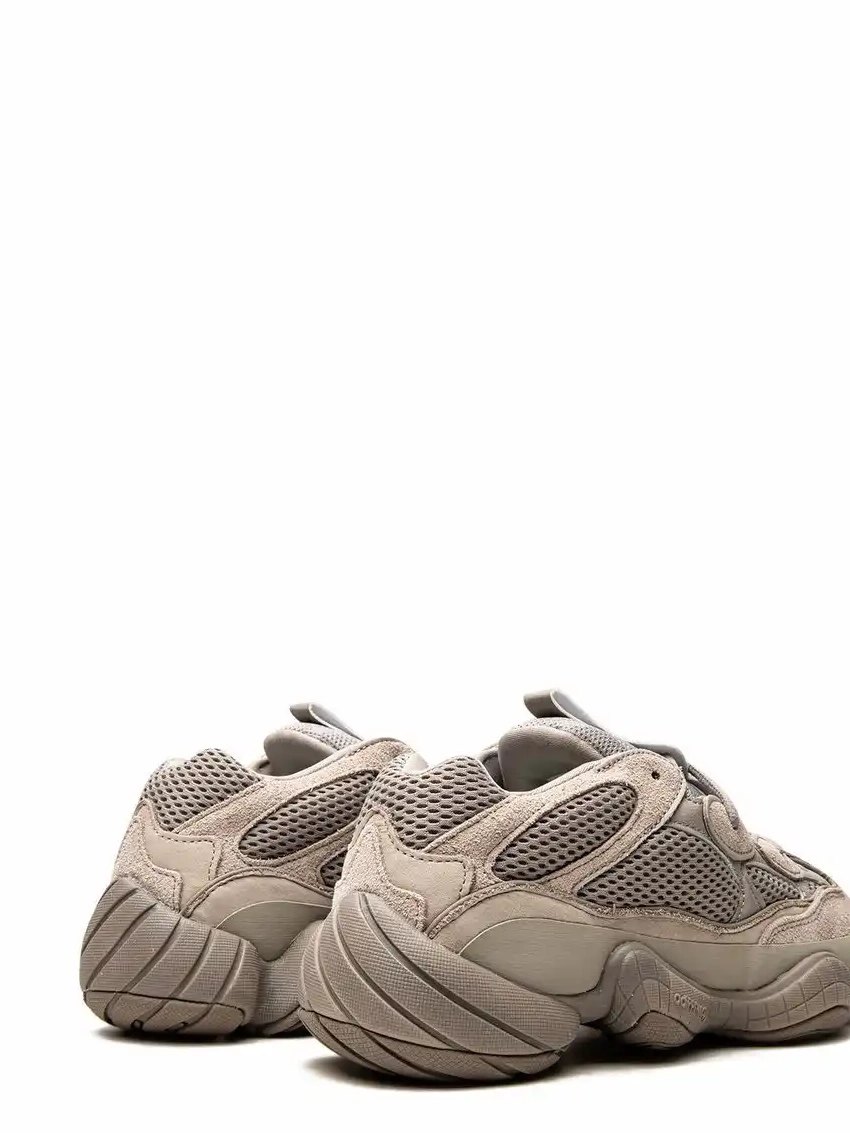 Affordable YEEZY sneakers Grey