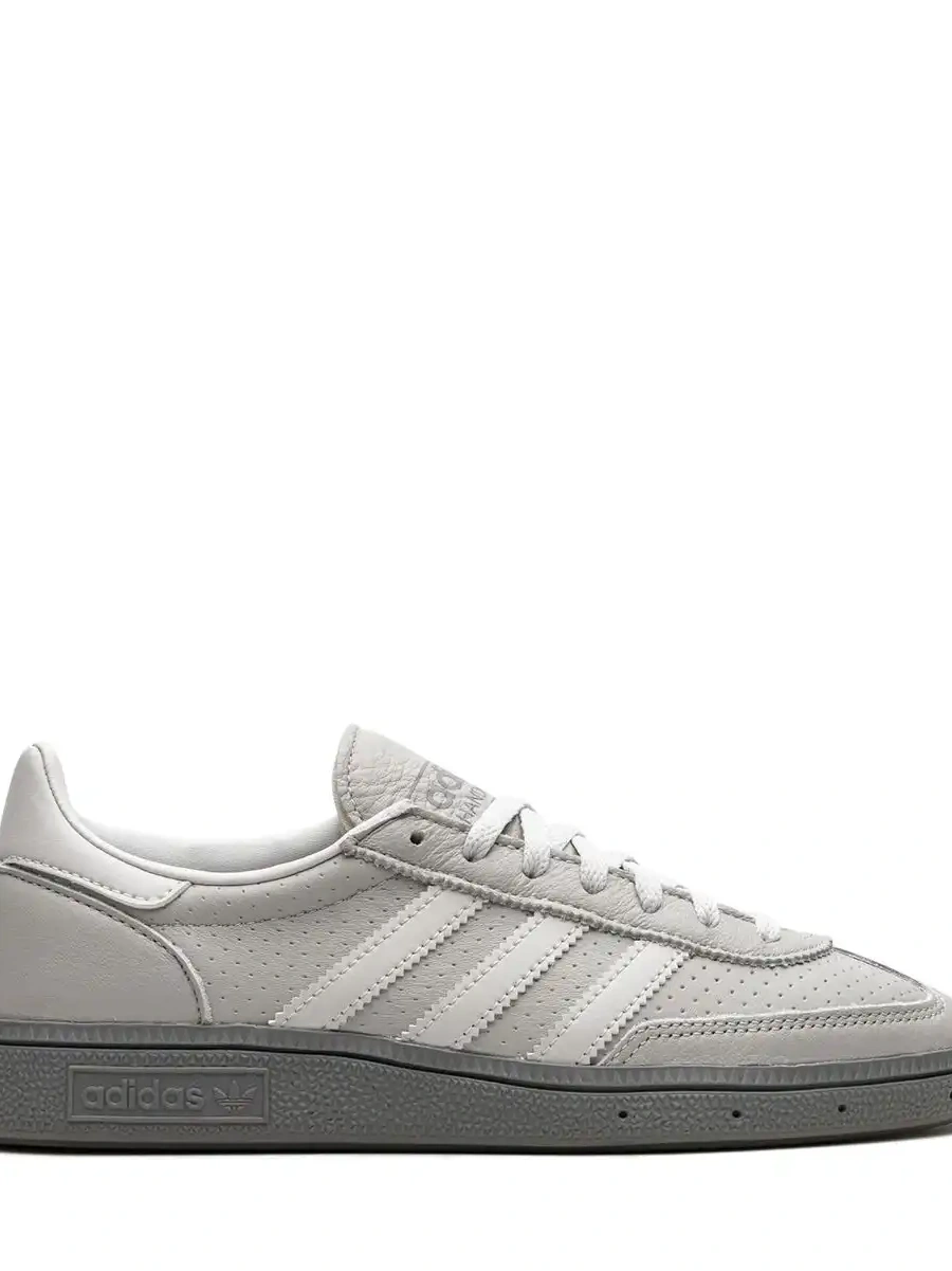 Affordable sneakers adidas 